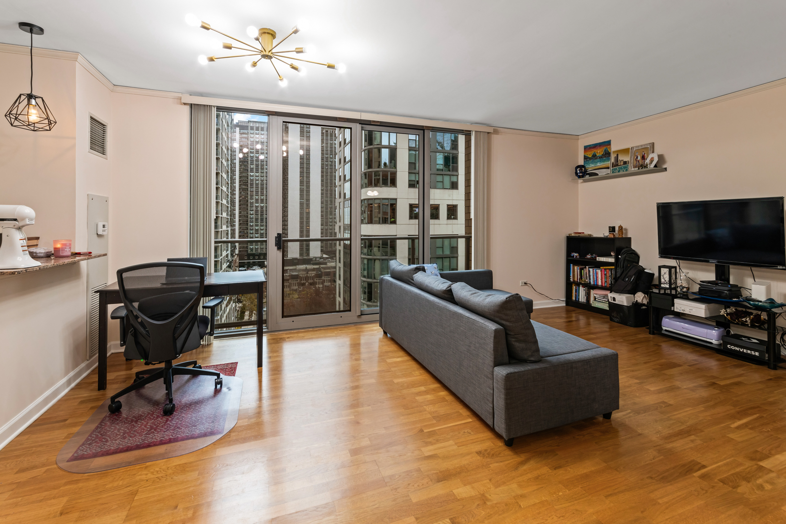 420 E Waterside Drive 904