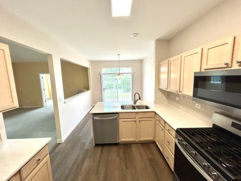 Tiny photo for 21562 Victory Lake Way, Crest Hill, IL 60403 (MLS # 12715114)