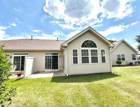Tiny photo for 21562 Victory Lake Way, Crest Hill, IL 60403 (MLS # 12715114)