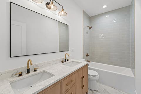 Tiny photo for 1535 Scoville Avenue, Berwyn, IL 60402 (MLS # 12718513)