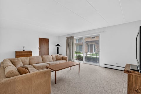 Tiny photo for 6150 S Kensington Avenue #101c, Countryside, IL 60525 (MLS # 12762884)