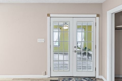 Tiny photo for 2429 Overbeck Lane, Centralia, IL 62801 (MLS # 12593180)