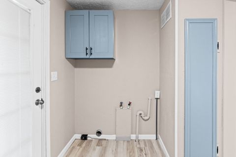 Tiny photo for 2429 Overbeck Lane, Centralia, IL 62801 (MLS # 12593180)