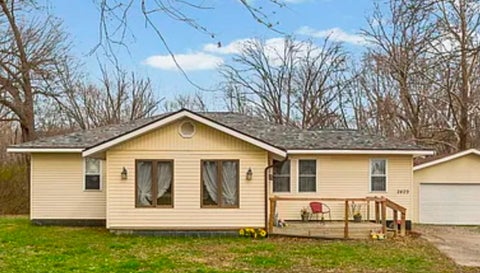 Tiny photo for 2429 Overbeck Lane, Centralia, IL 62801 (MLS # 12593180)