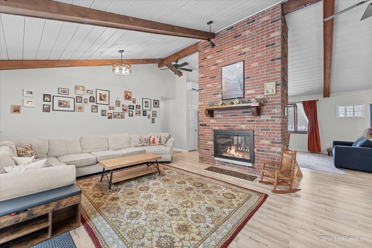 6045 E South Prairie Drive