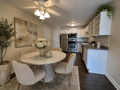 Tiny photo for 355 Bluff Avenue #3D, La Grange, IL 60525 (MLS # 12712837)