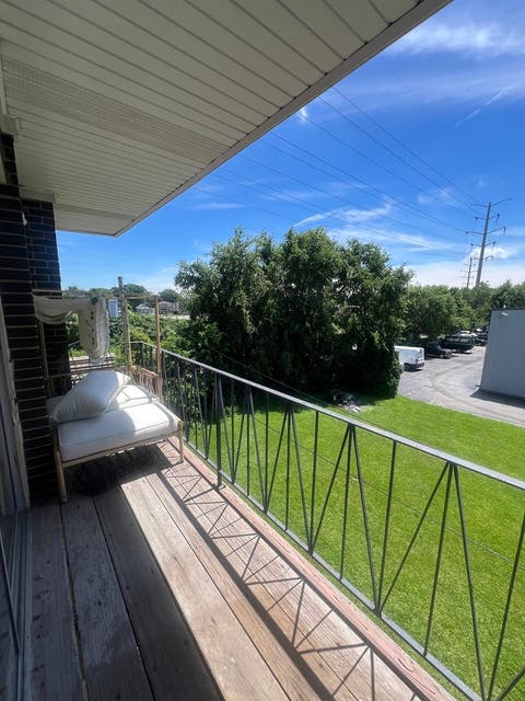 Tiny photo for 355 Bluff Avenue #3D, La Grange, IL 60525 (MLS # 12712837)
