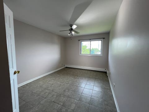 Tiny photo for 355 Bluff Avenue #3D, La Grange, IL 60525 (MLS # 12712837)