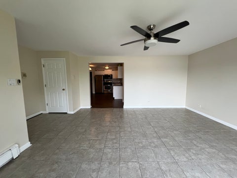 Tiny photo for 355 Bluff Avenue #3D, La Grange, IL 60525 (MLS # 12712837)
