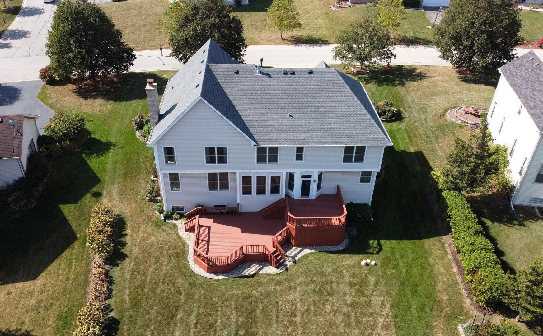 1475 Falcon Lane