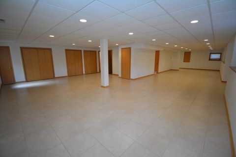 Tiny photo for 1475 Falcon Lane, Hoffman Estates, IL 60192 (MLS # 12477569)