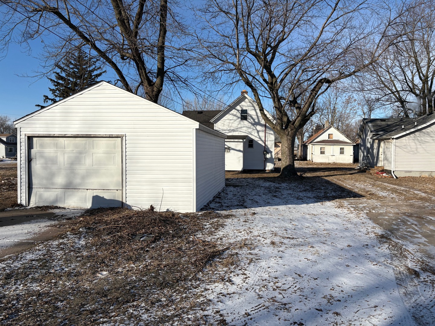 819 5th Street