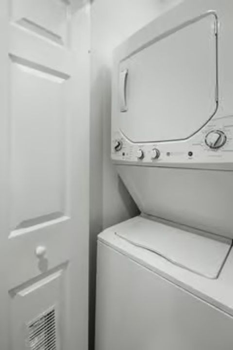 Tiny photo for 6710 S RIDGELAND Avenue #2B, Chicago, IL 60649 (MLS # 12663629)