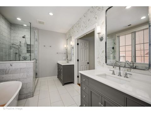 Tiny photo for 344 W HURON Street, Chicago, IL 60654 (MLS # 12679480)