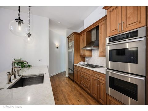 Tiny photo for 344 W HURON Street, Chicago, IL 60654 (MLS # 12679480)