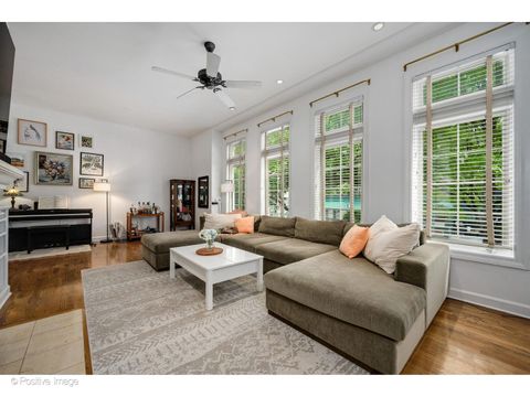 Tiny photo for 344 W HURON Street, Chicago, IL 60654 (MLS # 12679480)