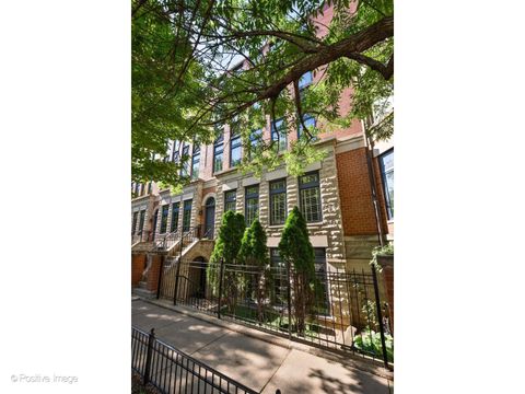 Tiny photo for 344 W HURON Street, Chicago, IL 60654 (MLS # 12679480)