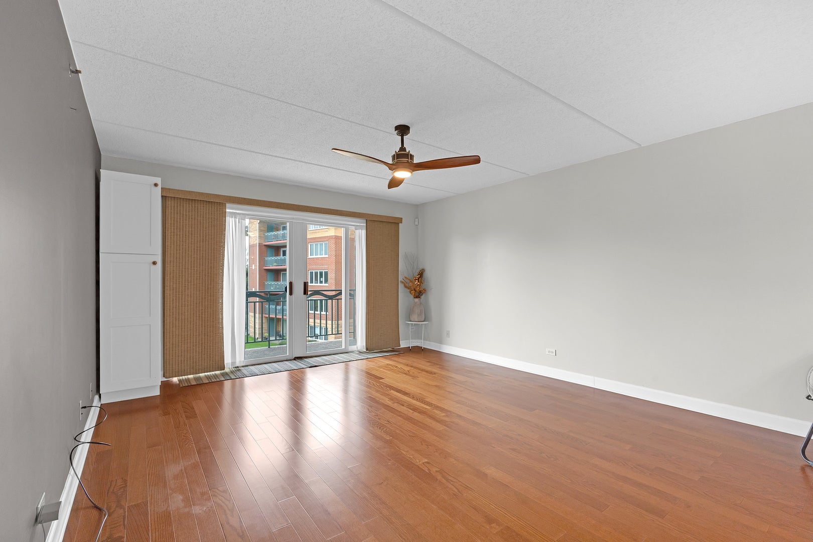 720 Creekside Drive 303