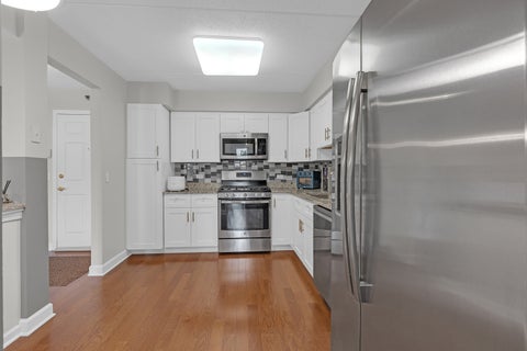 Tiny photo for 720 Creekside Drive #303, Mount Prospect, IL 60056 (MLS # 12778630)