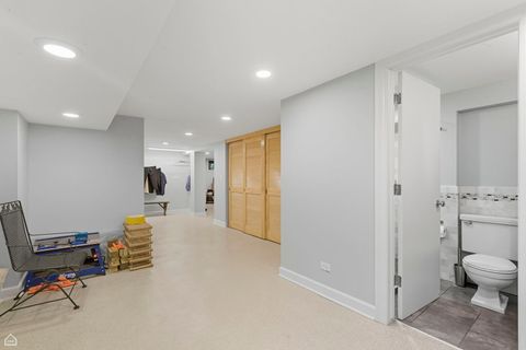 Tiny photo for 5611 S Kenwood Avenue, Chicago, IL 60637 (MLS # 12597969)