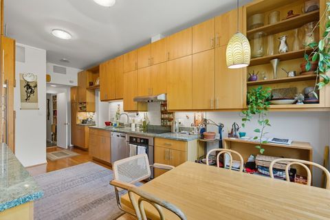 Tiny photo for 5611 S Kenwood Avenue, Chicago, IL 60637 (MLS # 12597969)