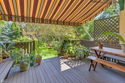 Tiny photo for 5611 S Kenwood Avenue, Chicago, IL 60637 (MLS # 12597969)