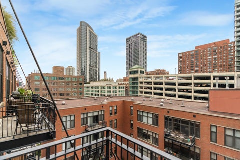 Tiny photo for 333 W Hubbard Street #605, Chicago, IL 60654 (MLS # 12765048)