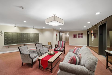 Tiny photo for 263 S Clubhouse Drive S #304, Palatine, IL 60074 (MLS # 12546964)