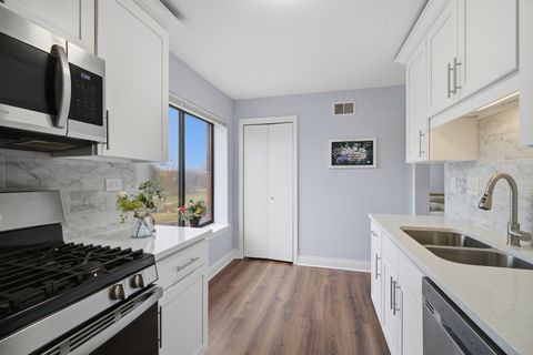 Tiny photo for 263 S Clubhouse Drive S #304, Palatine, IL 60074 (MLS # 12546964)