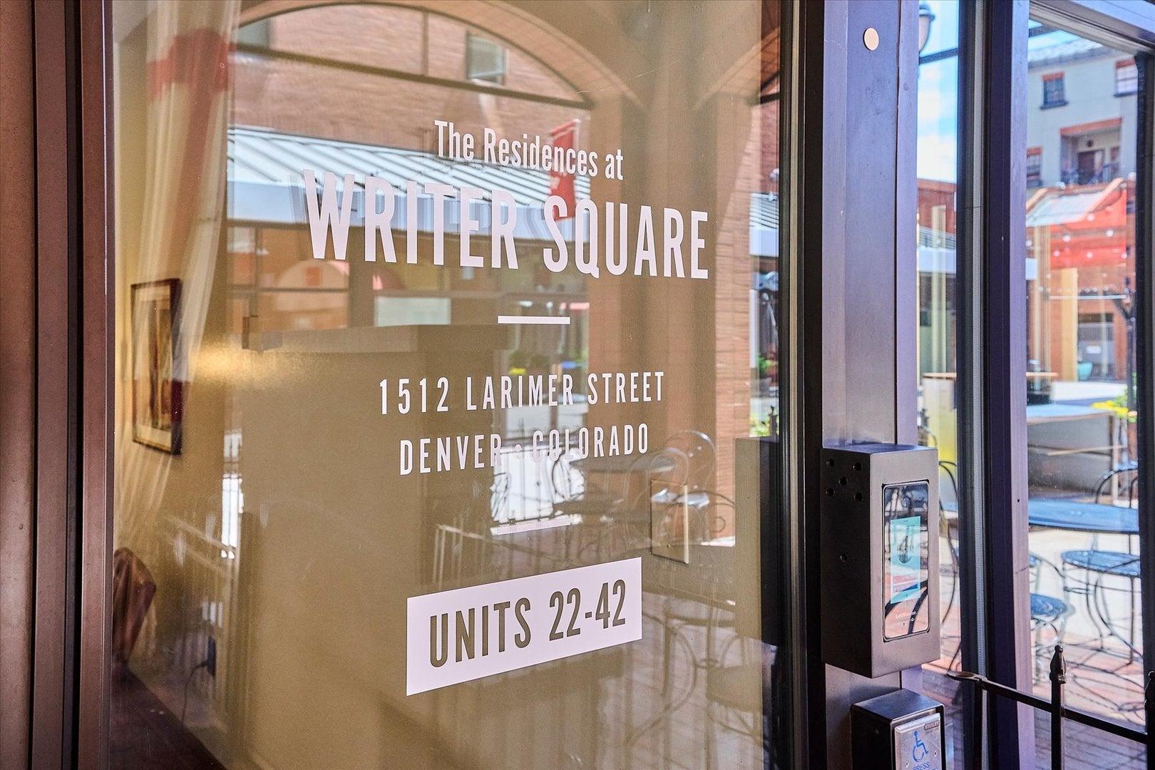 1512 Larimer Street 39