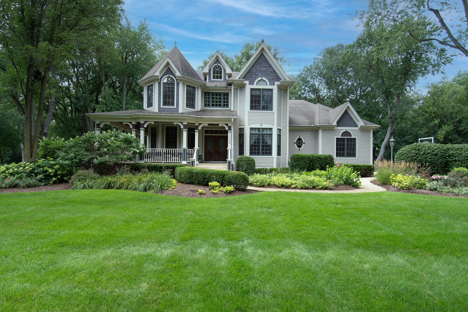 7S448 Arbor Drive