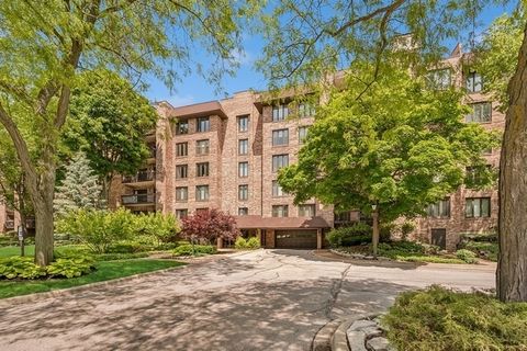 Photo of 3810 MISSION HILLS Road #107, Northbrook, IL 60062 (MLS # 12560229)