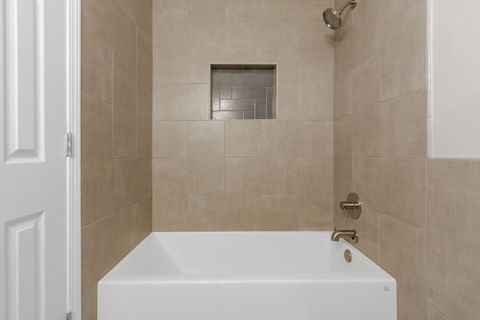 Tiny photo for 437 Eagle View Drive, Carol Stream, IL 60188 (MLS # 12508940)