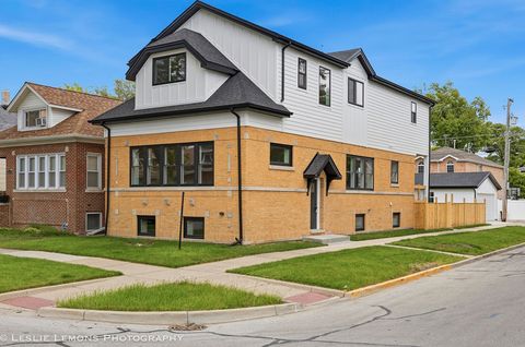 Photo of 1247 Scoville Avenue, Berwyn, IL 60402 (MLS # 12646611)