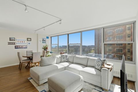 Tiny photo for 3900 N Lake Shore Drive #9D, Chicago, IL 60613 (MLS # 12587932)
