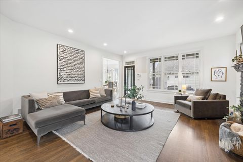 Tiny photo for 746 S Adams Street, Hinsdale, IL 60521 (MLS # 12625761)