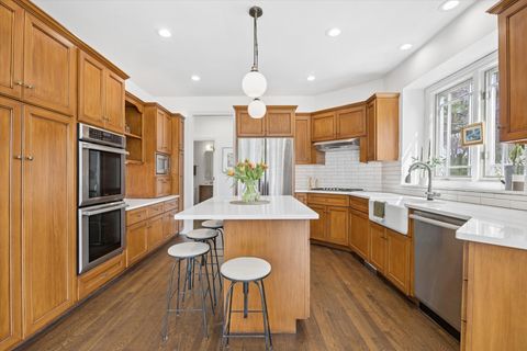 Tiny photo for 746 S Adams Street, Hinsdale, IL 60521 (MLS # 12625761)