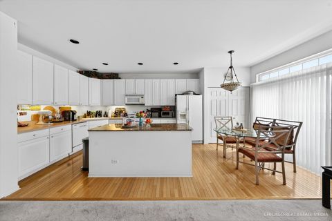 Tiny photo for 1295 Georgetown Way, Vernon Hills, IL 60061 (MLS # 12579033)