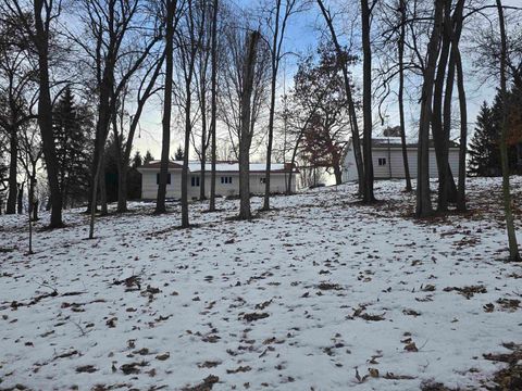 Tiny photo for 12719 GardenPlain Road, Morrison, IL 61270 (MLS # 100000050)