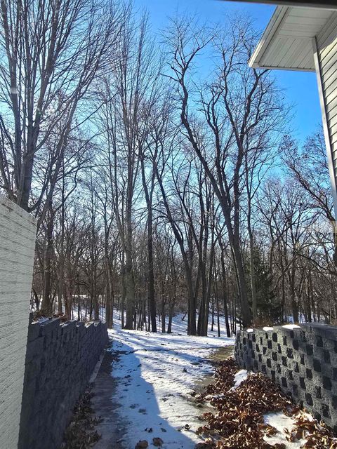 Tiny photo for 12719 GardenPlain Road, Morrison, IL 61270 (MLS # 100000050)