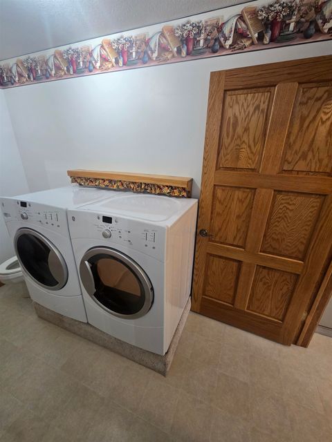 Tiny photo for 12719 GardenPlain Road, Morrison, IL 61270 (MLS # 100000050)