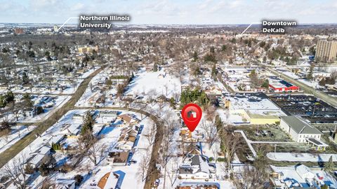 Tiny photo for 1118 HOLMES Place, DeKalb, IL 60115 (MLS # 12554724)