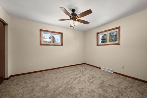 Tiny photo for 1118 HOLMES Place, DeKalb, IL 60115 (MLS # 12554724)