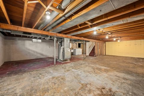 Tiny photo for 1118 HOLMES Place, DeKalb, IL 60115 (MLS # 12554724)