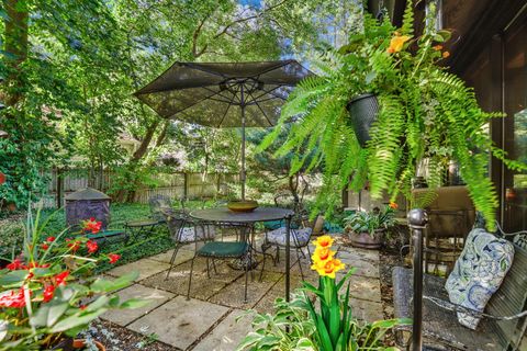 Tiny photo for 1412 Sycamore Lane, Northbrook, IL 60062 (MLS # 12499473)