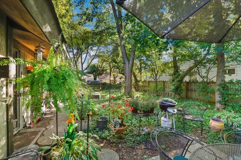 Tiny photo for 1412 Sycamore Lane, Northbrook, IL 60062 (MLS # 12499473)