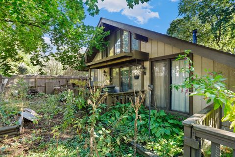 Tiny photo for 1412 Sycamore Lane, Northbrook, IL 60062 (MLS # 12499473)