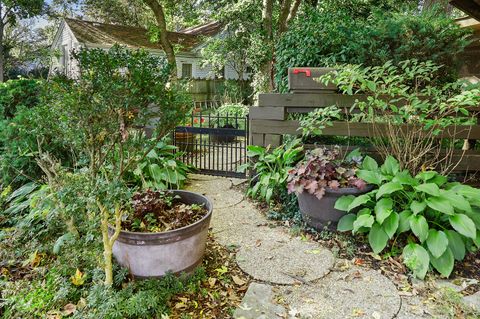 Tiny photo for 1412 Sycamore Lane, Northbrook, IL 60062 (MLS # 12499473)