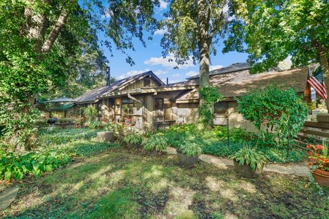 Tiny photo for 1412 Sycamore Lane, Northbrook, IL 60062 (MLS # 12499473)