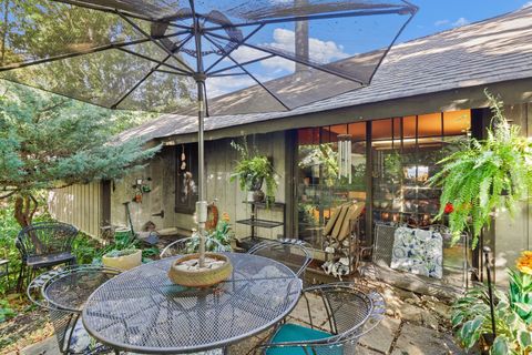 Tiny photo for 1412 Sycamore Lane, Northbrook, IL 60062 (MLS # 12499473)